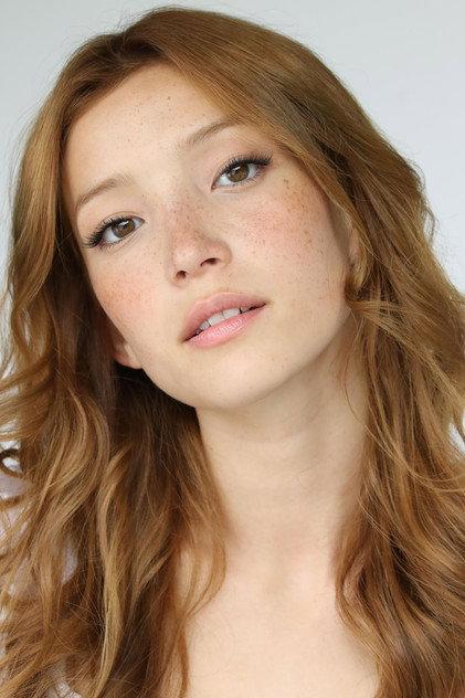 Saylor Bell Curda - Actor Profile Photo