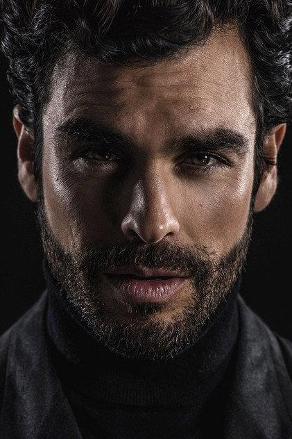 Gonzalo García Vivanco - Actor Profile Photo