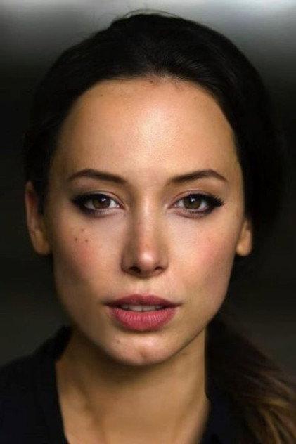 Susanna Dekker - Actor Profile Photo