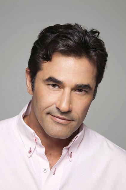 Luciano Szafir - Actor Profile Photo