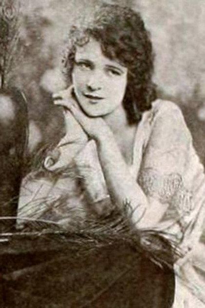 Beatrice Burnham - Actor Profile Photo