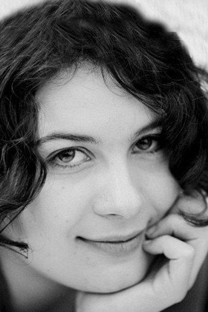 Laure Maloisel - Actor Profile Photo