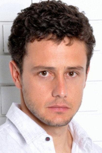 Andres Ogilvie Browne - Actor Profile Photo