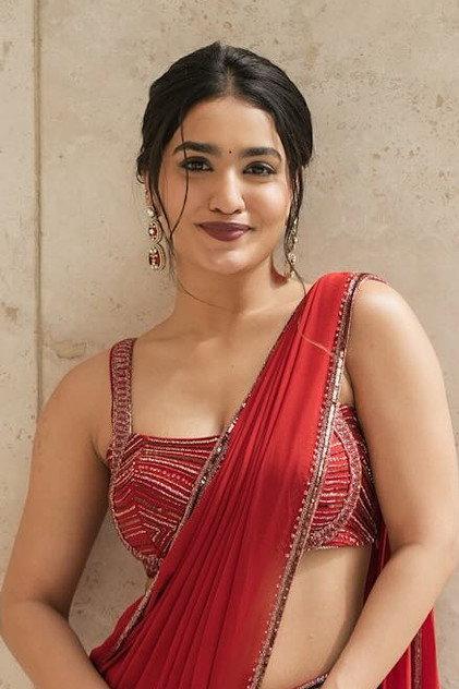 Saniya Iyyappan - Actor Profile Photo