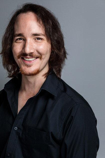 Howy Bratherton - Actor Profile Photo