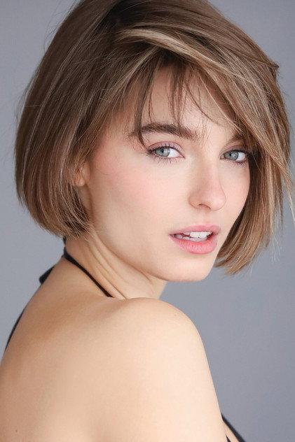 Carlota Durà - Actor Profile Photo