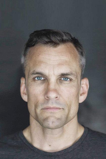 Sean Bell - Actor Profile Photo
