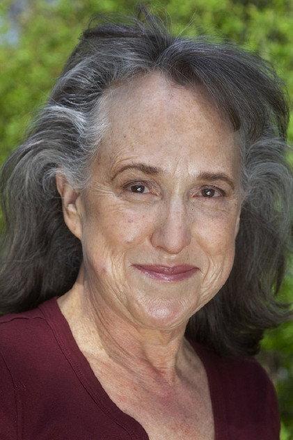 Elizabeth Harnett - Actor Profile Photo