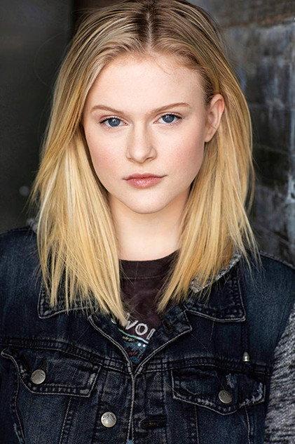 Mia Dinoto - Actor Profile Photo