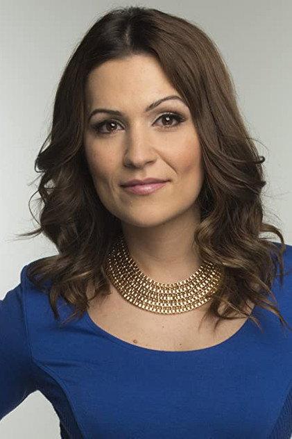 Stella Acquisto - Actor Profile Photo