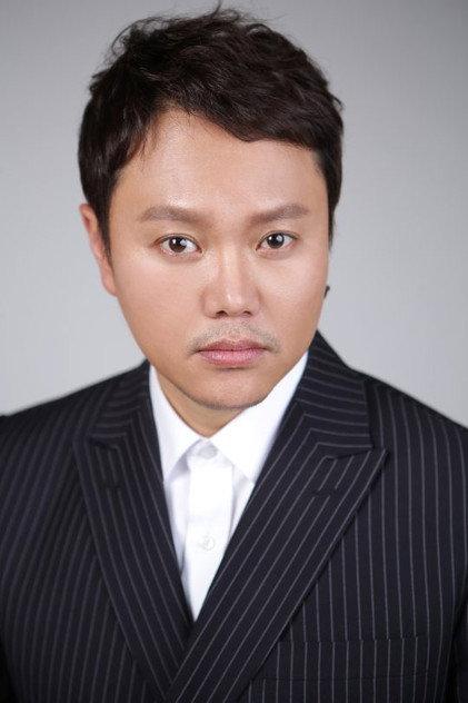 Kim Min-kyo - Actor Profile Photo