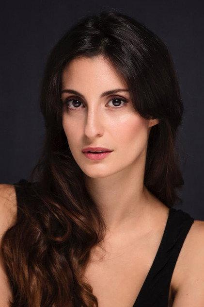 Ana Loig - Actor Profile Photo