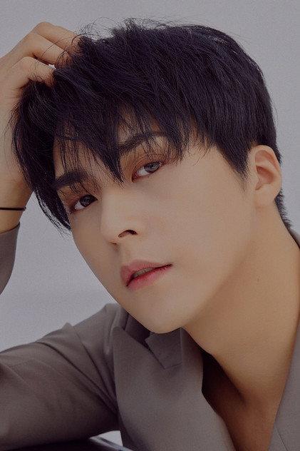 Son Dong-woon - Actor Profile Photo