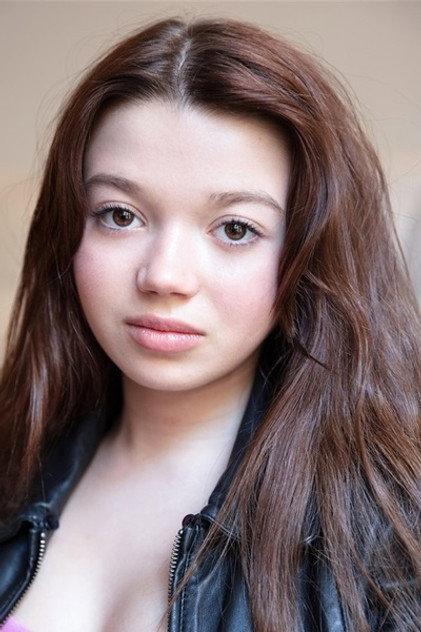Prune Bozo - Actor Profile Photo