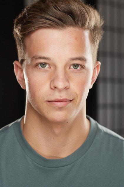 Oscar Millar - Actor Profile Photo