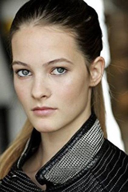 Avery Kristen Pohl - Actor Profile Photo