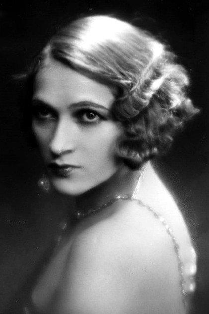 Edith Méra - Actor Profile Photo