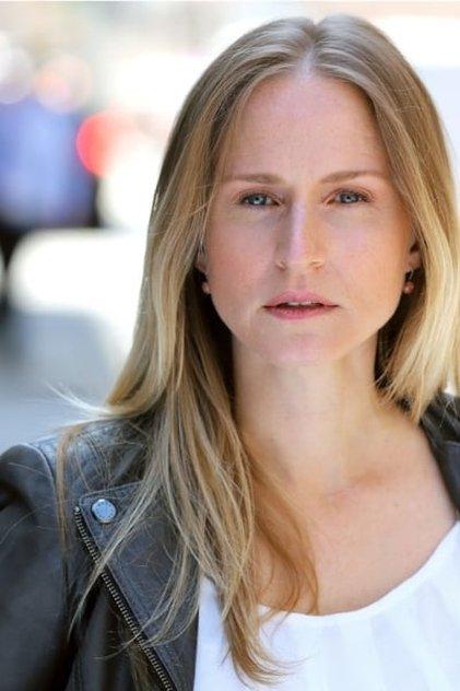 Jenn Gotzon Chandler - Actor Profile Photo