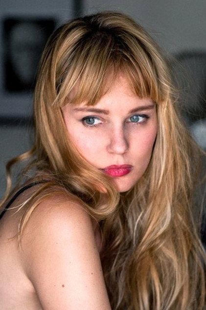 Valentine Payen - Actor Profile Photo