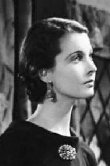Moira Lynd - Actor Profile Photo