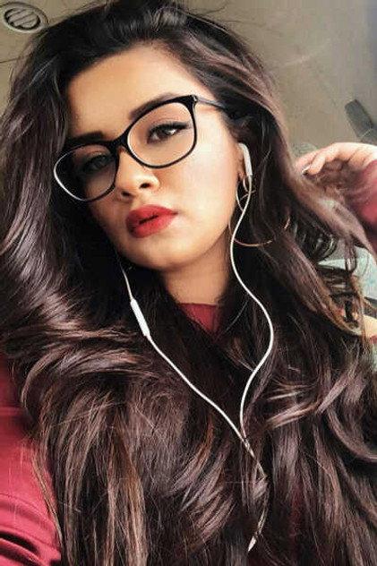 Avneet Kaur - Actor Profile Photo