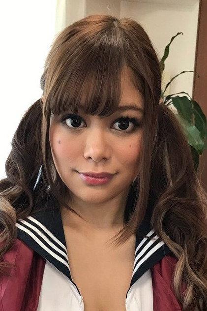 Sara Fujisaki - Actor Profile Photo