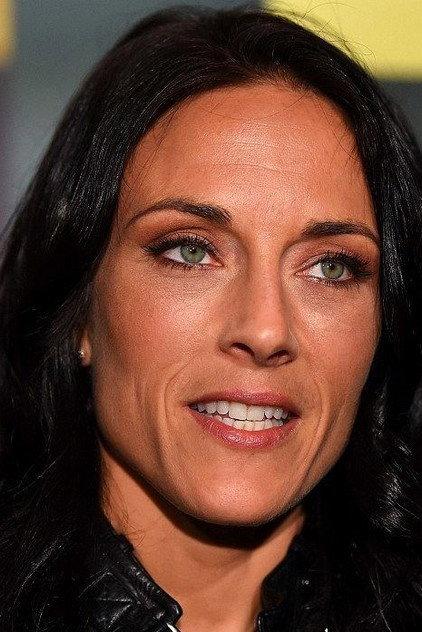 Valérie Létourneau - Actor Profile Photo