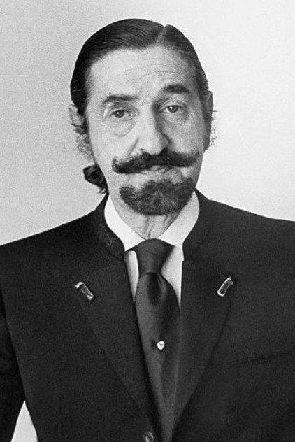 Jaime de Mora y Aragón - Actor Profile Photo