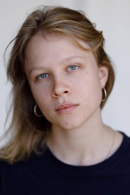 Anna Bachmann - Actor Profile Photo