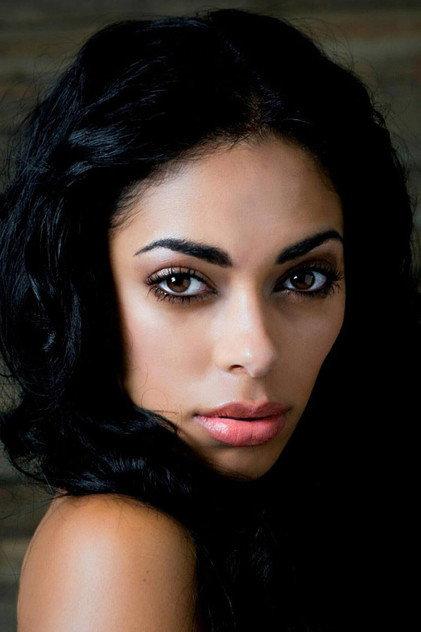 Shelley Nicole - Actor Profile Photo