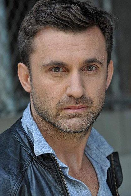Martin Budny - Actor Profile Photo