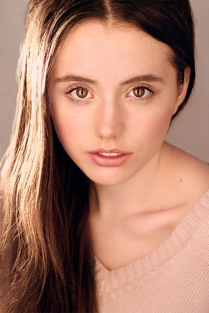 Lily Mo Sheen - Actor Profile Photo