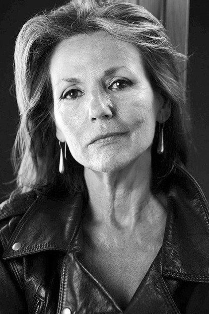 Isabel Requena - Actor Profile Photo