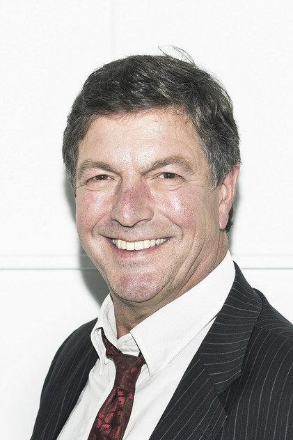 Ole Stephensen - Actor Profile Photo