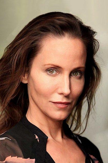 Nina Young - Actor Profile Photo