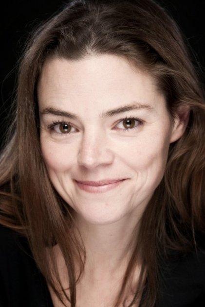 Duna Jové - Actor Profile Photo