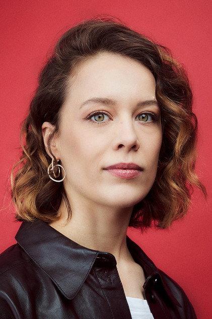 Paula Beer - Actor Profile Photo