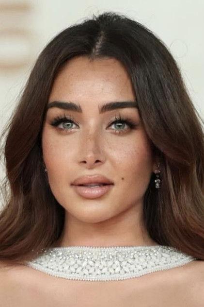 Hana Al Zahed - Actor Profile Photo