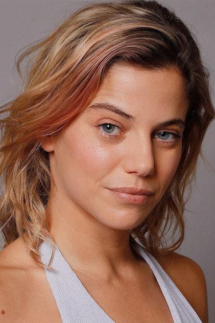 Justina Bustos - Actor Profile Photo