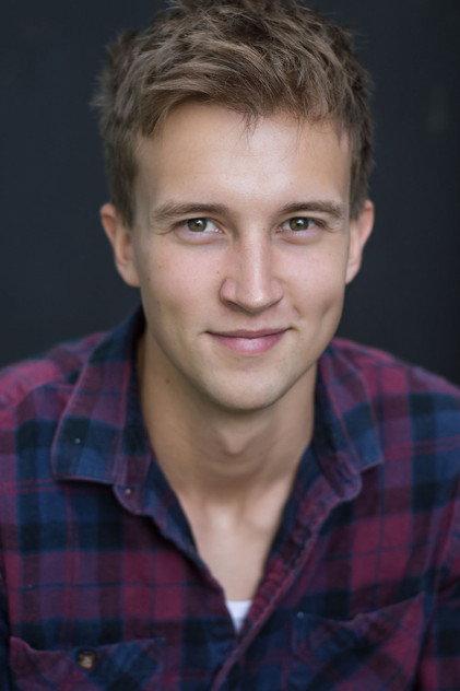 Sam Straley - Actor Profile Photo