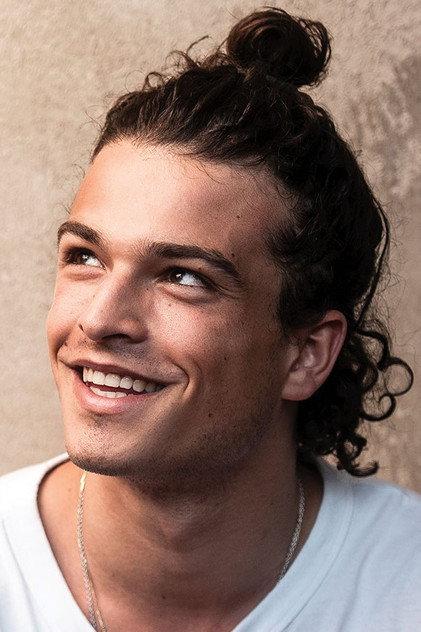 Leo Gassmann - Actor Profile Photo