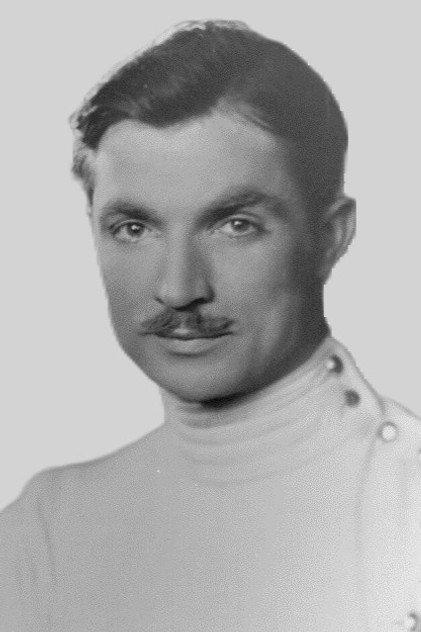Ralph Faulkner - Actor Profile Photo