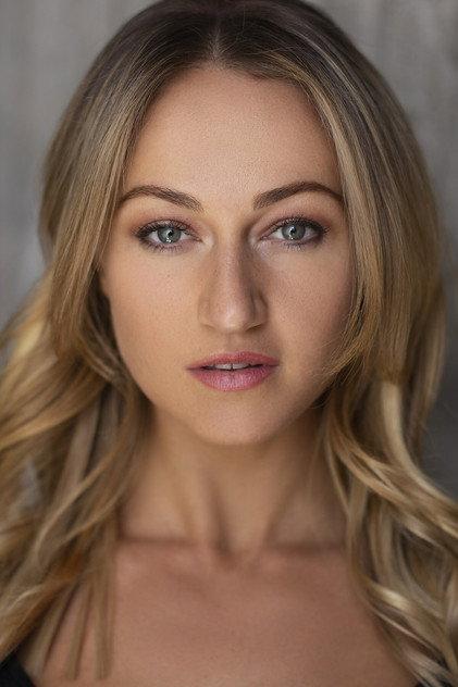 Anlia van Rensburg - Actor Profile Photo
