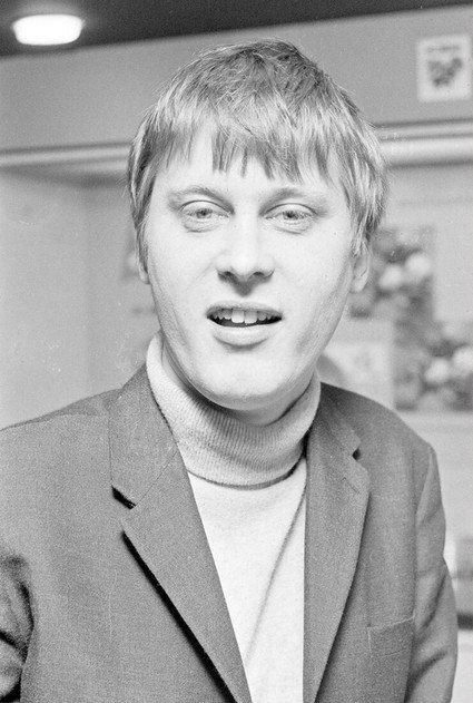 Nikolai van der Heyde - Actor Profile Photo