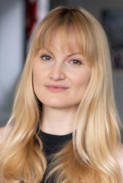 Eleanor Lawrence - Actor Profile Photo