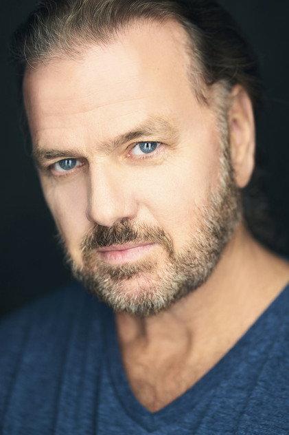 Kevin Anderson - Actor Profile Photo