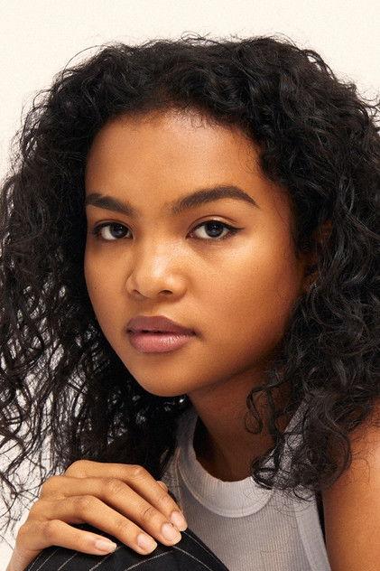 Mia Isaac - Actor Profile Photo