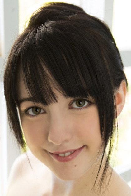 Kelsey Parnigoni - Actor Profile Photo