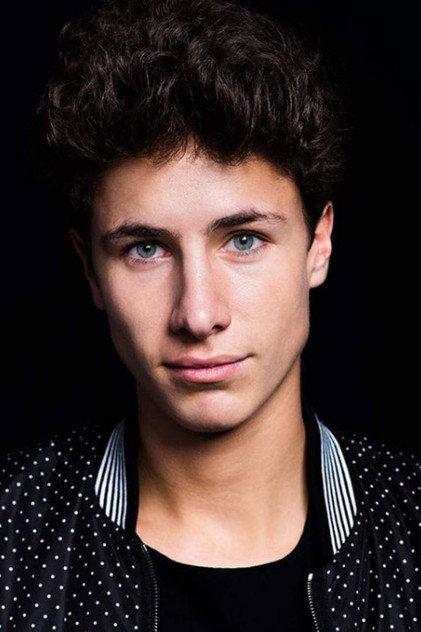 Juanpa Zurita - Actor Profile Photo