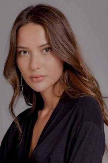 Elçin Zehra Irem - Actor Profile Photo